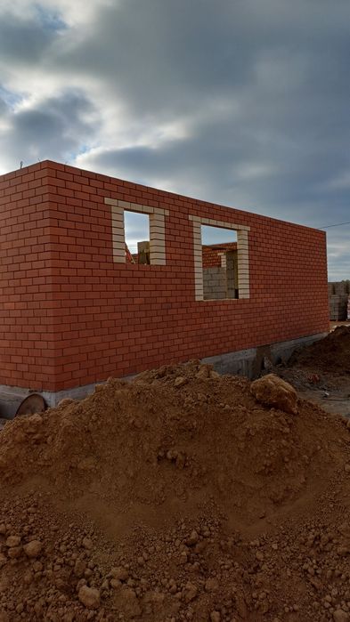 Профессиональный каменщик