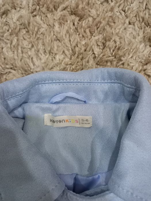 Куртки на девочку