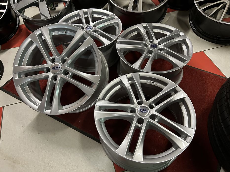 18 цола 5х108 Volvo СХ40 СХ60 СХ70 V60 Range Rover Evoque Ford Mondeo