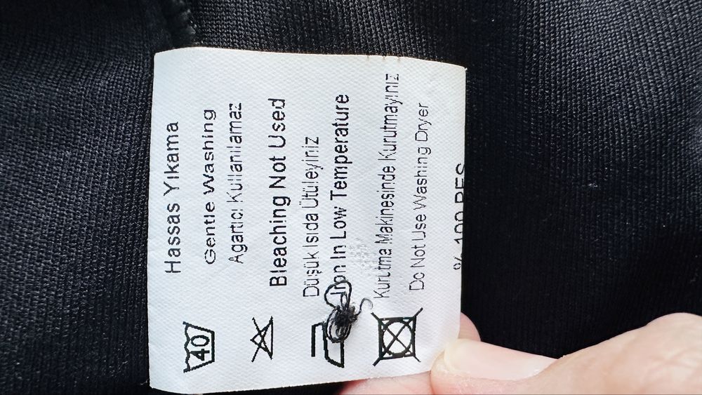 Продам нарядную блузку недорого!!