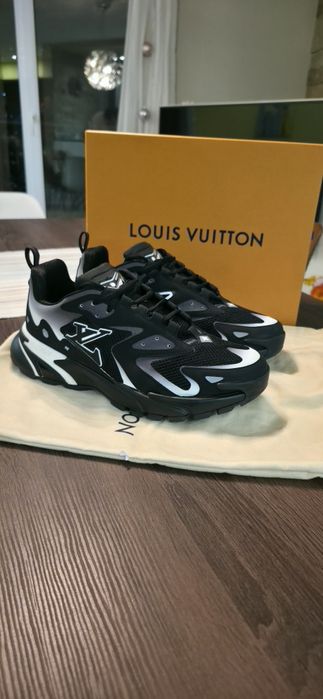 Louis vuitton sneakers black
