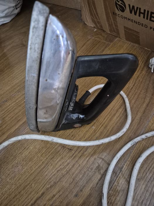 Утюги разные бу срочно