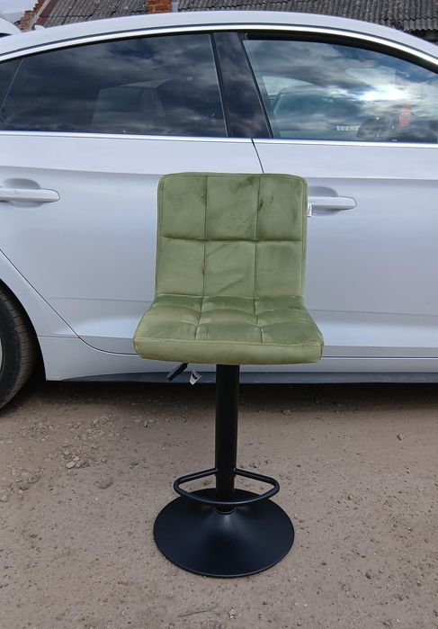 Scaun de bar reglabil pe înălțime preț 150lei