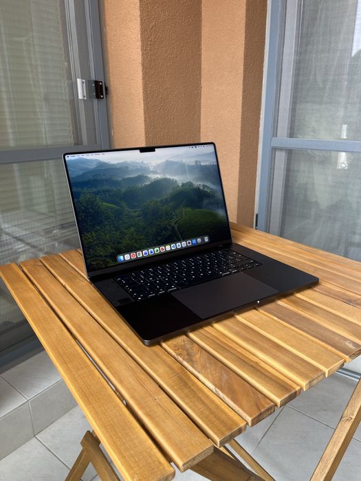 MacBook Pro 16” M3 Pro, 18 RAM, 512 SSD • ВЪЗМОЖЕН КОМЕНТАР ПО ЦЕНАТА