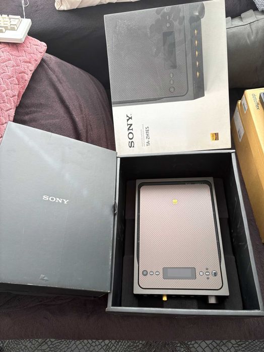 Продавам Sony TA-ZH1ES Premium DAC / Усилвател за слушалки (Signature Series) – КАТО НОВ!