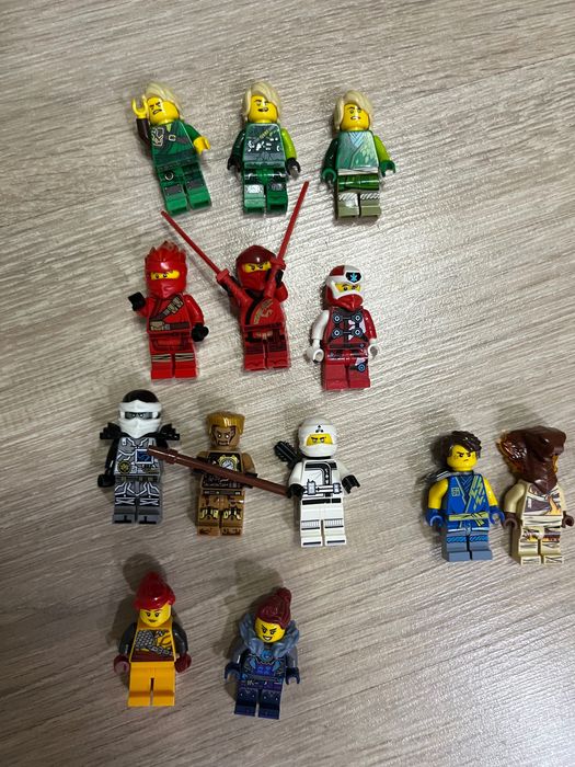 Лего мини фигурки Ninjago