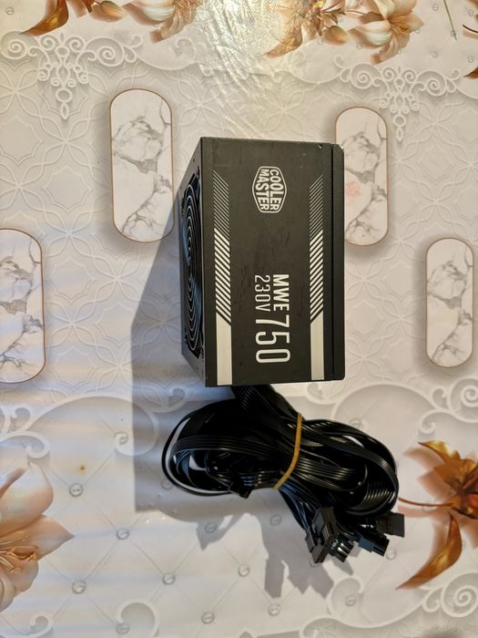Блок питания COOLER MASTER 750W