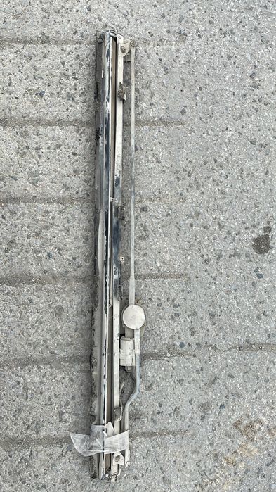 Мерседес 140 задний штор