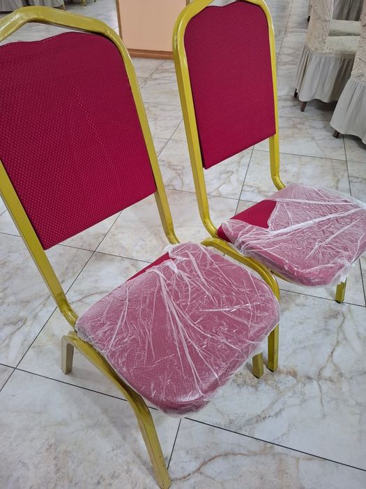 Продам стулья для ресторана и кафе.