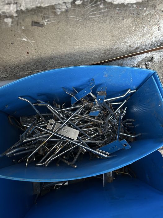 Продам Крючок на балку