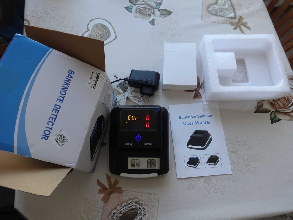 Детектор за фалшиви банкноти AL130 с батерия и зарядно