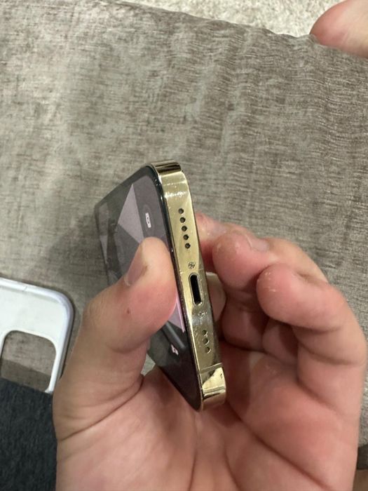 Айфон 13 про.