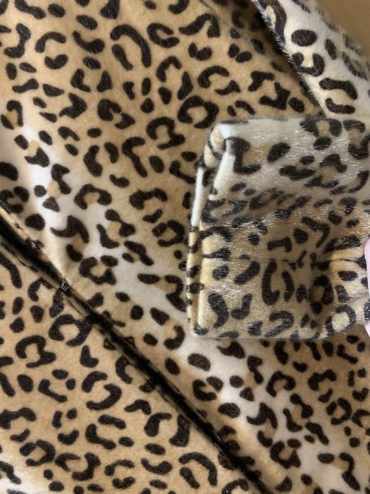 Срочно продам женский жакет Chanel