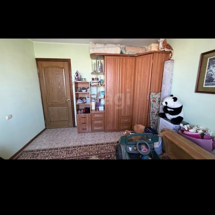 Продам шкаф вместительный