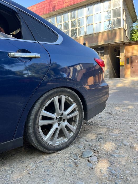 Vesta Диски 4×100 R17!