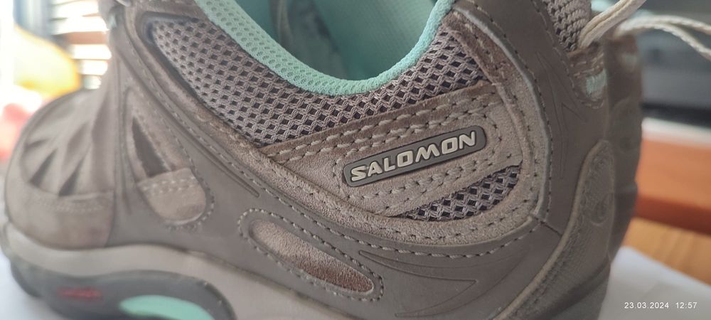 Ghete Salomon marimea 37 1/3