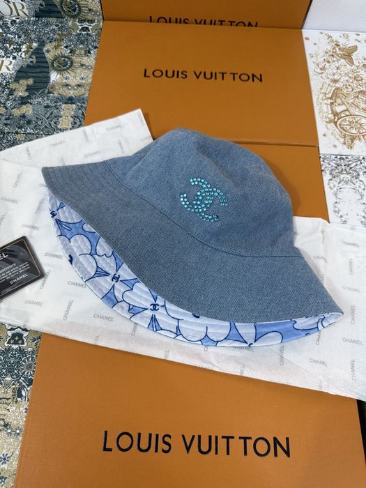 Дизайнерска шапка New Season