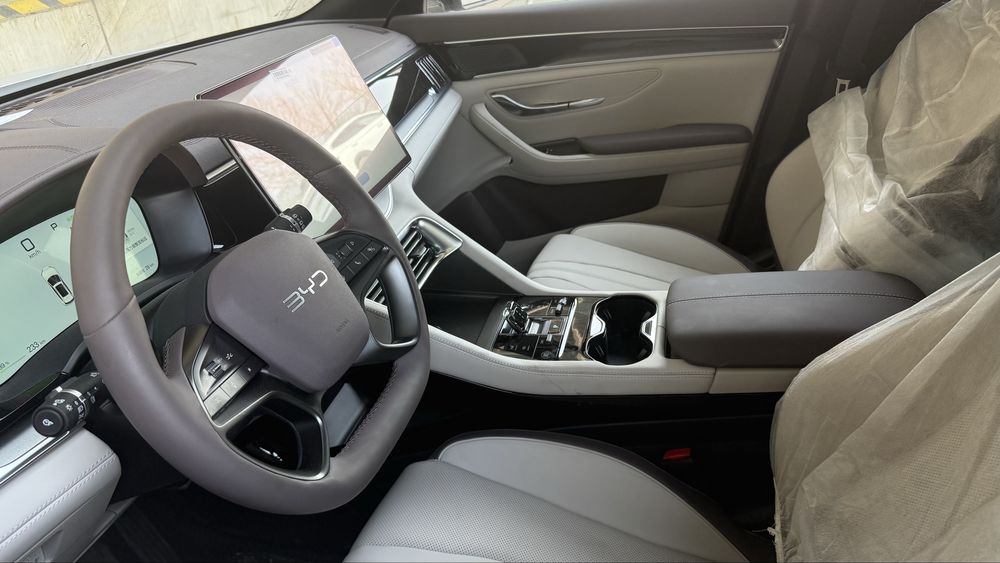 BYD HAN SMART 605 zapas hod 2025 kuzov nd40