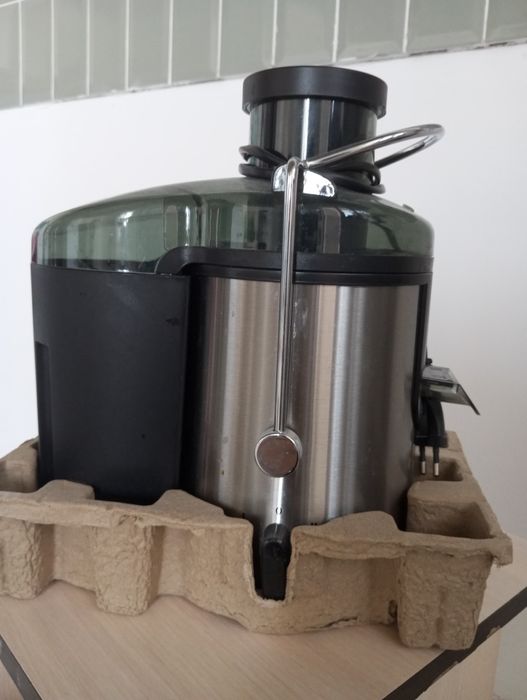 Продам Соковыжималка