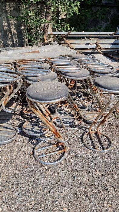 Продам барные стулья