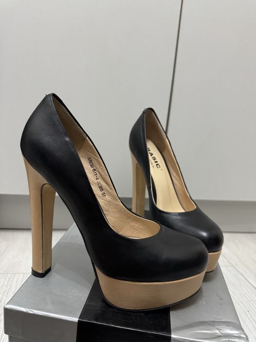 Продам новые туфли