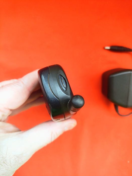 Nokia 5110  + incarcator ( decodat, baterie Noua,lb.romana)