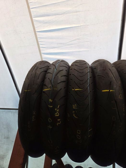 120 70 R17 Dunlop ,Metzeler