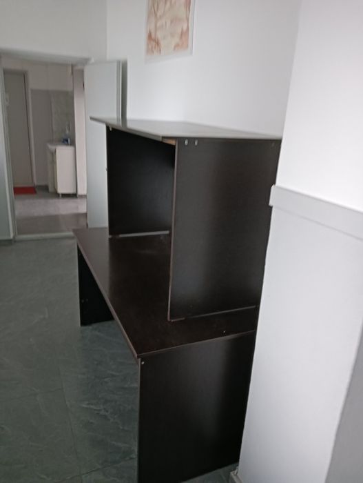 Офисный стол в отличном состоянии