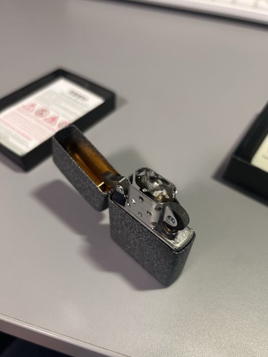 Bricheta Zippo Iron Stone