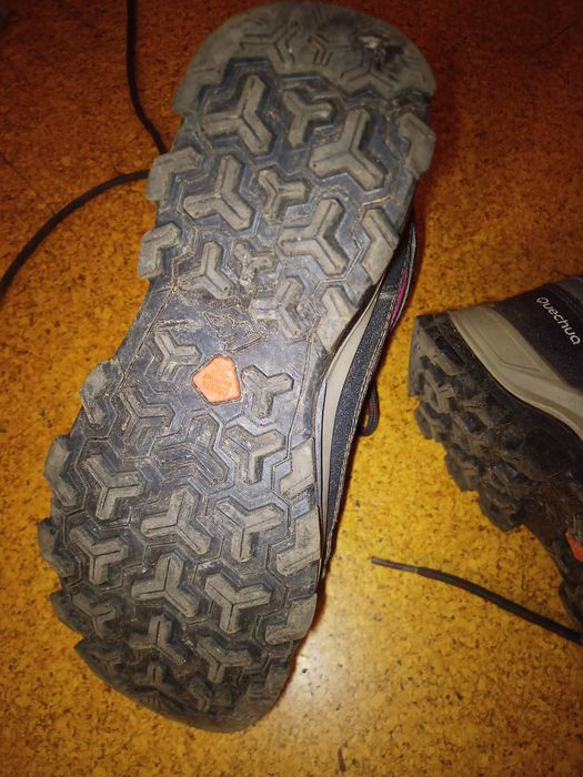 Детски обувки за планината