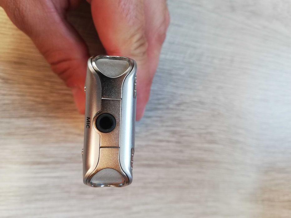 Olympus WS-811 диктофон