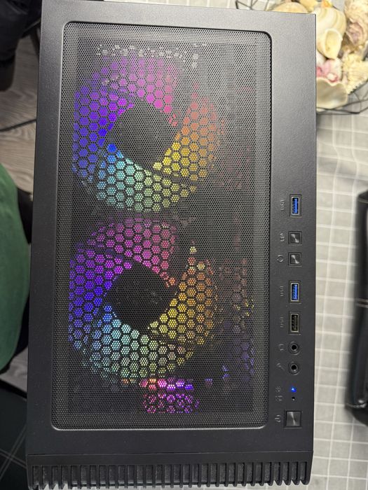 Геймърски компютър |5 10400f 1070TI 16GB RAM