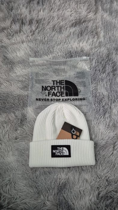 Caciula The North Face alba