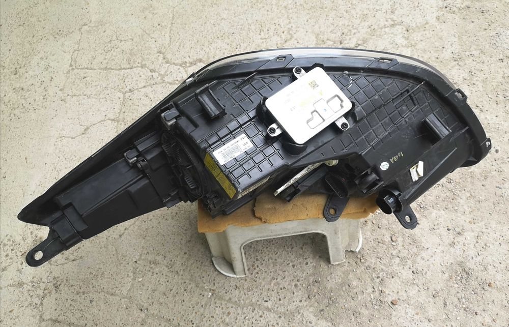 Оригинален фар Хюндай И30  Hyundai I30 Led Biksenon