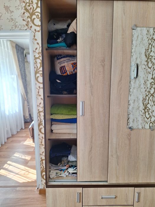 Продаётся шифонер.