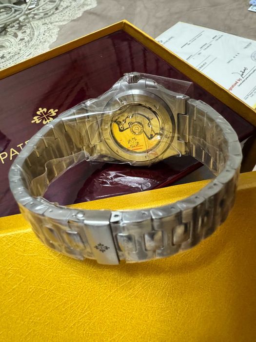 Часы Patek Philippe Nautilus Limited Edition