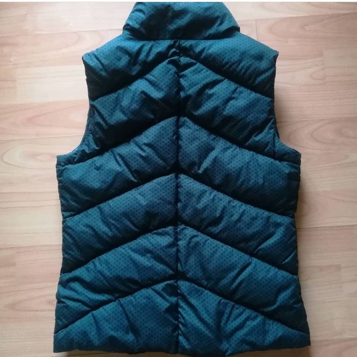 Vesta Nike Zara Bershka