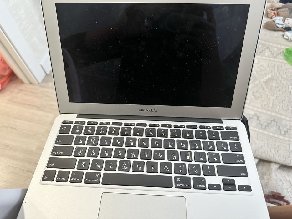 Mackbook air 13(2011)