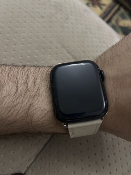 Apple Watch 8 45mm