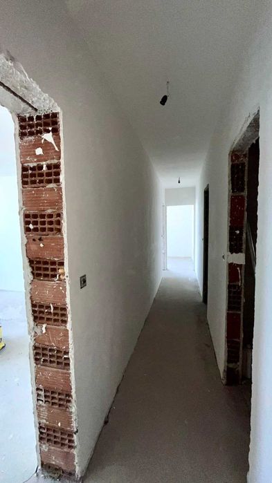 Продава се Тристаен апартамент в София, Център - 82 кв.м за 2135 €/кв.м - Снимка #6