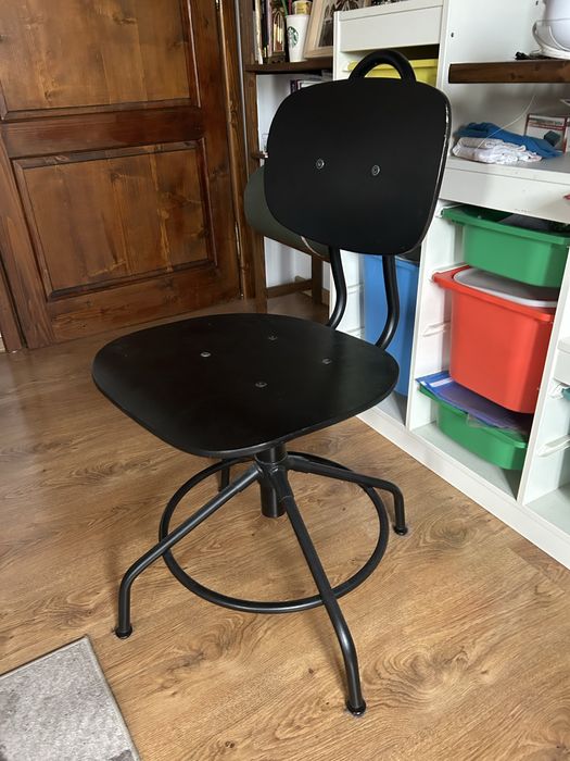 Scaun de birou din lemn