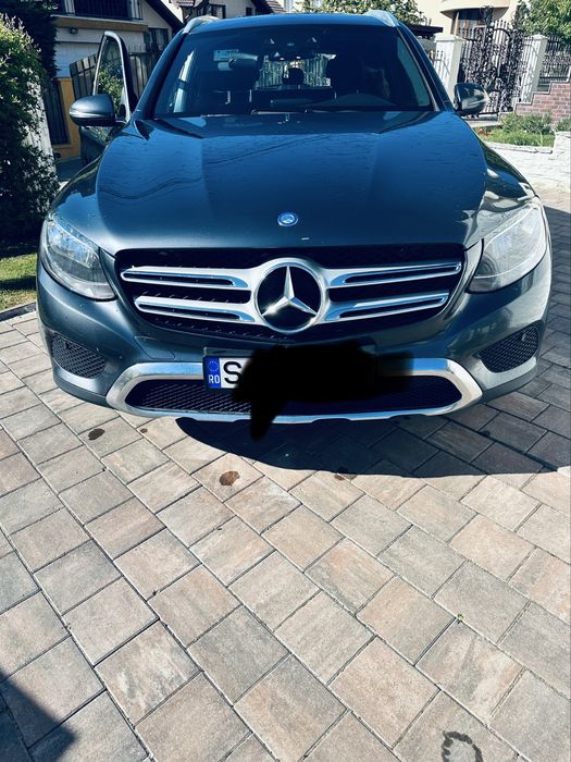 MERCEDES-BENZ GLC