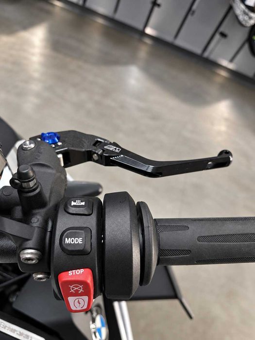 Пистов мотор BMW M1000R 2026