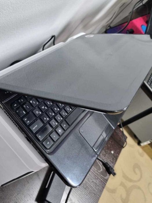 Ноутбук Hp i3 / ssd / 4 gb ram