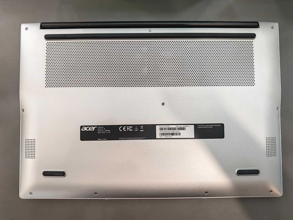 Acer Swift Lite 16 (Ag44 B7352) - Garantie 2 ani!