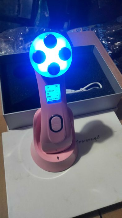 Aparat Profesional ingrijire faciala