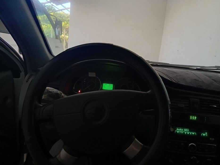 Jentra 2pozetsiya moshin  srochno sotiladi 14000 yurgani