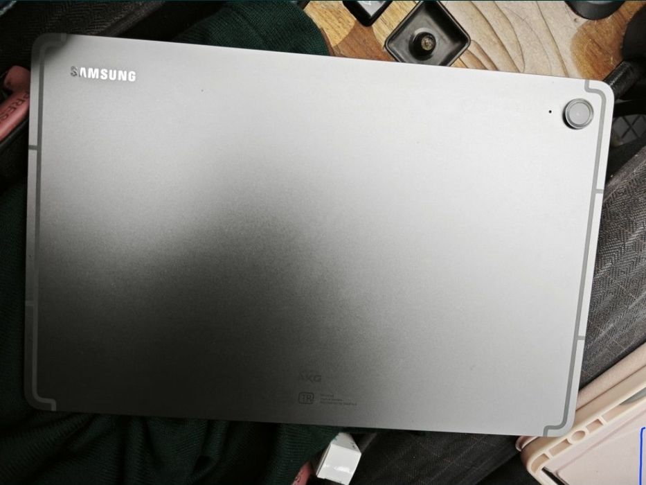 Samsung galaxy tab s9 fe