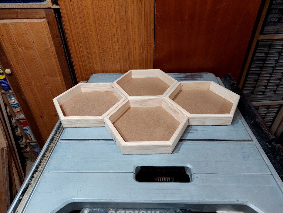 Шестоъгълна дървена рамка, Дървена рамка пчелна пита