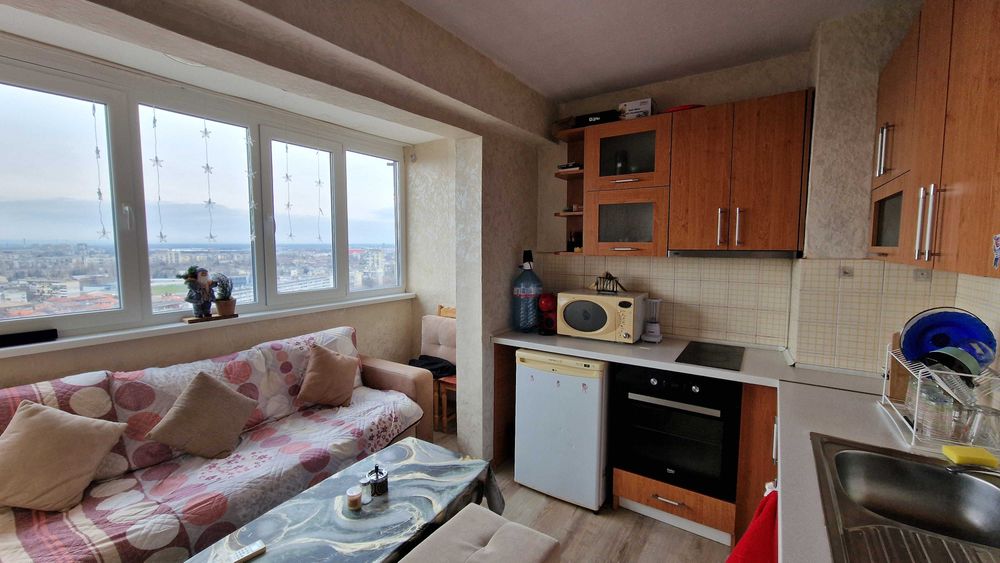 Продава се Двустаен апартамент в Русе, Чародейка - Север - 60 кв.м за 1095 €/кв.м - Снимка #2